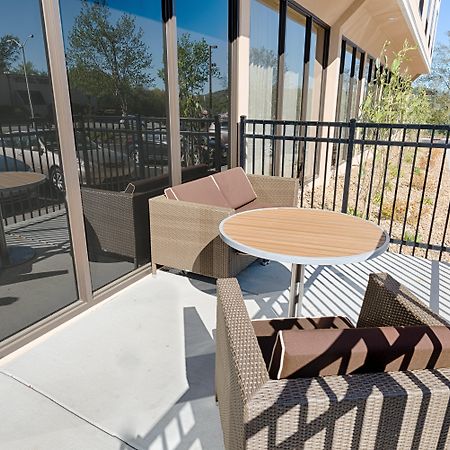 Holiday Inn Knoxville N - Merchant Drive By Ihg מראה חיצוני תמונה